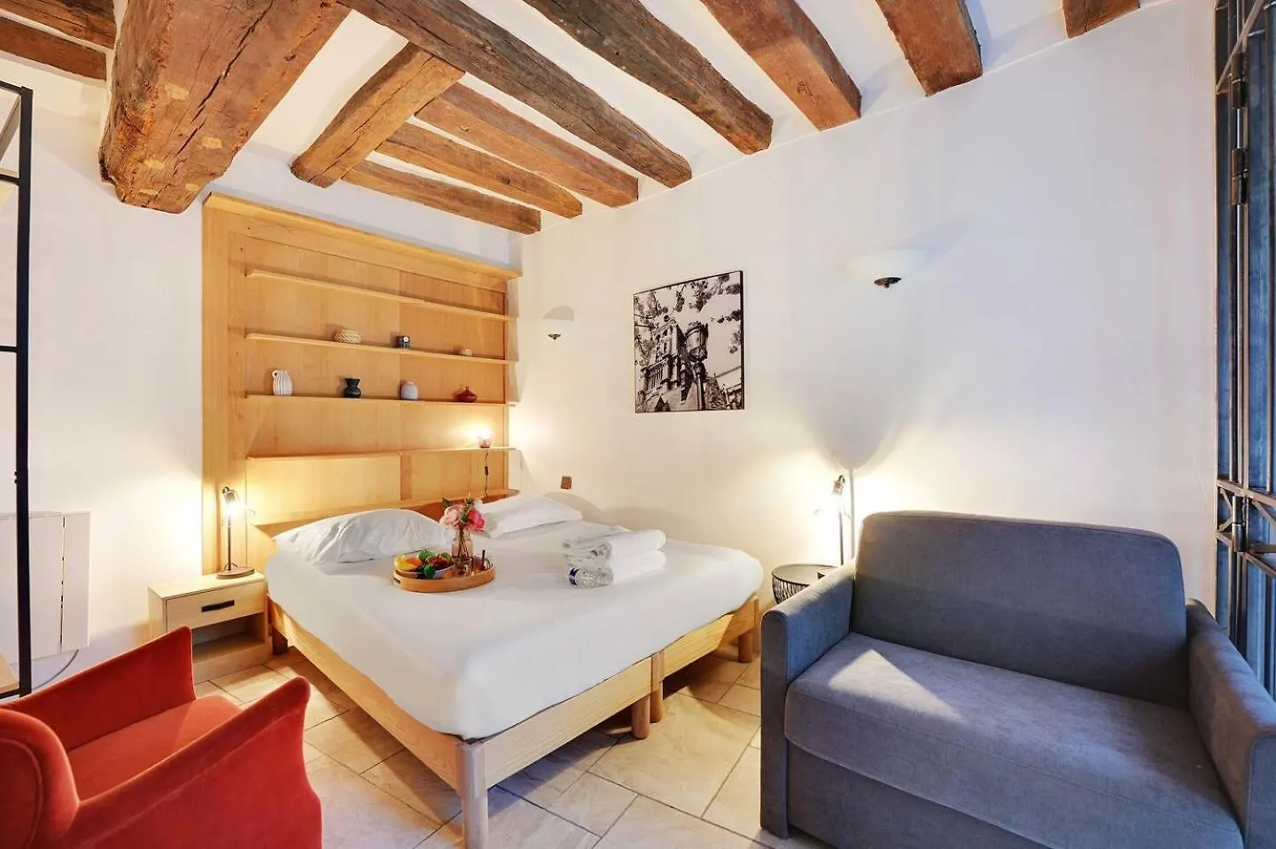 Appartement Maitre Albert Paris Apartment